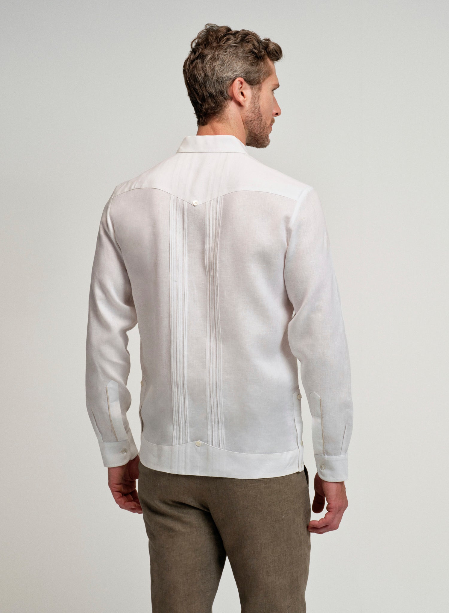 Guayabera Aguillen