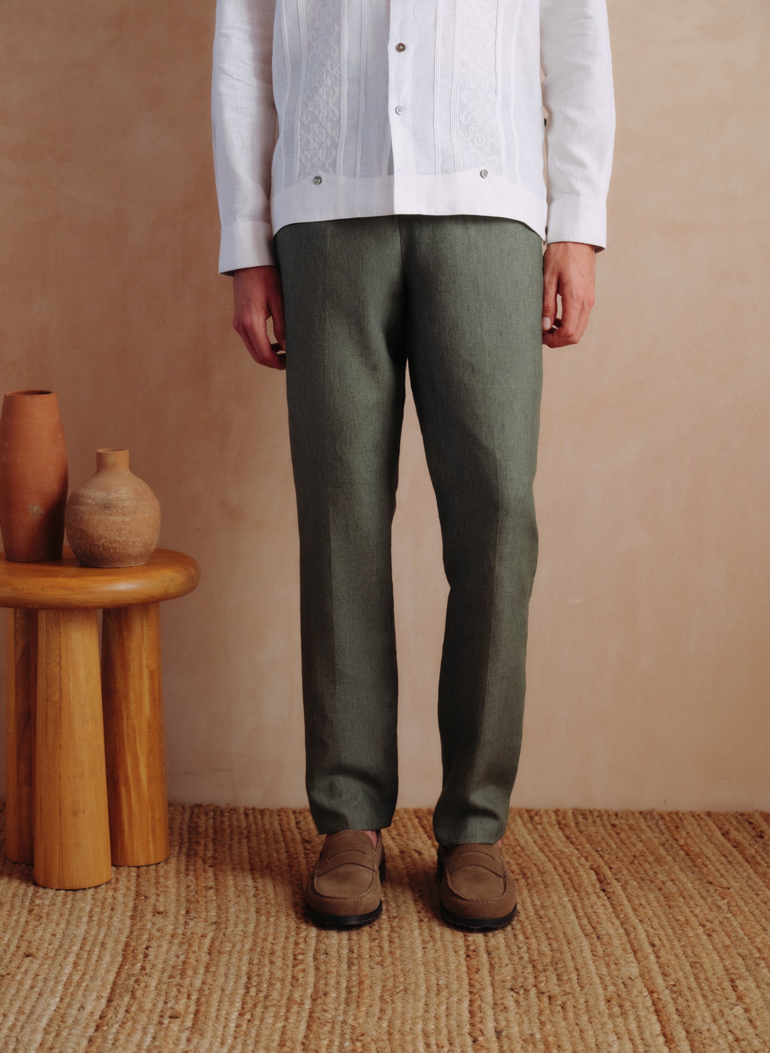 Pantalón slim chino