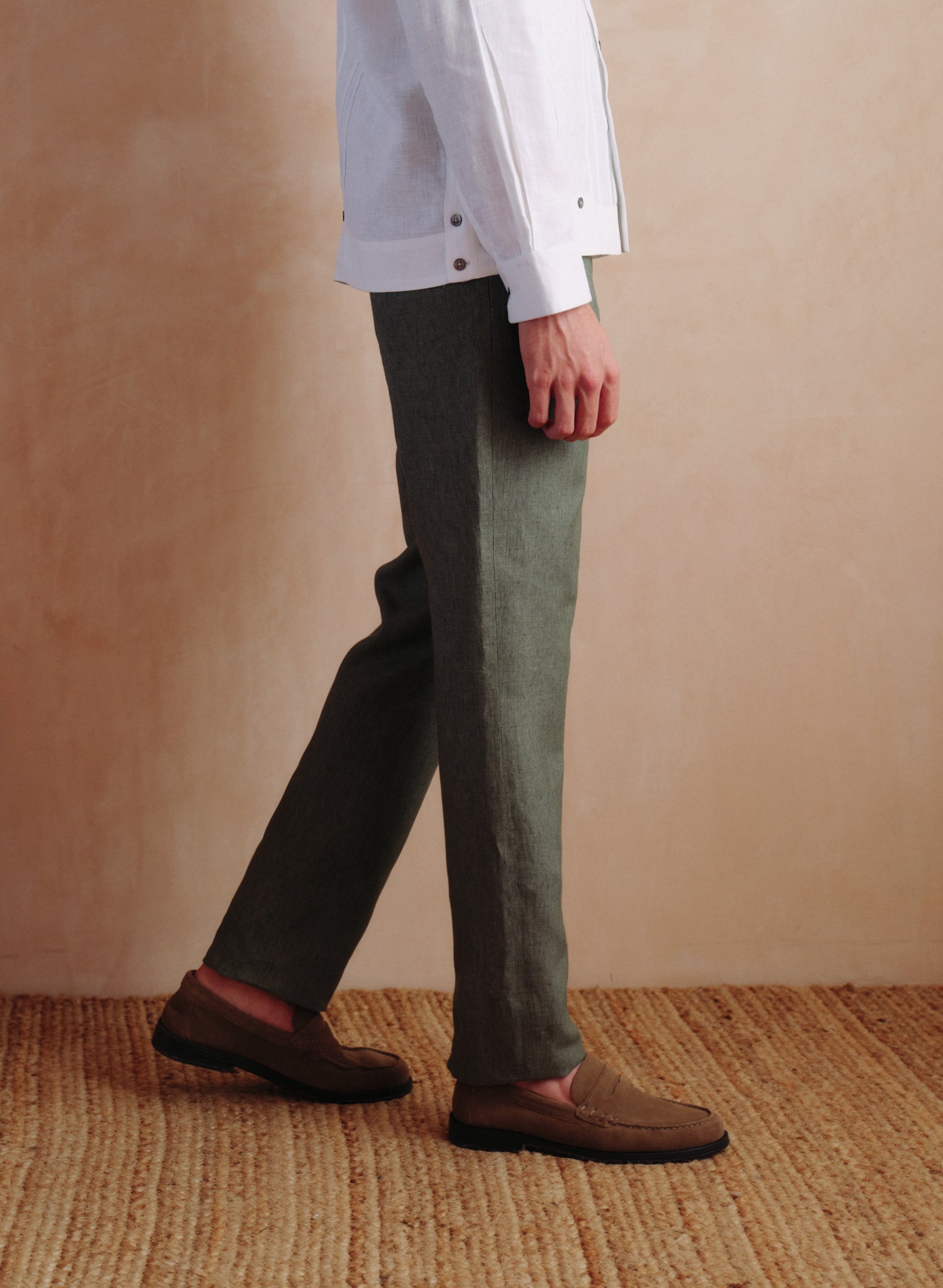 Pantalón slim chino